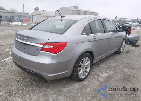 2013 Chrysler 200 Limited z USA, uszkodzony, nr VIN 1C3CCBCG5DN558349